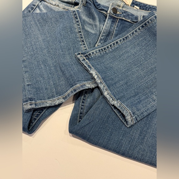 Buckle BKE Denim Payton Women's 30L Long Bootcut Blue Jeans - Picture 8 of 8